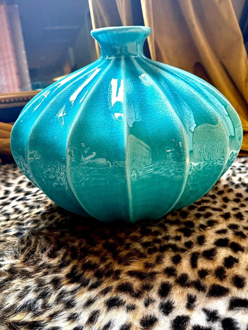 ♥️ Vintage LARGE Teal Ribbed Ceramic genie 🧞‍♂️Vase